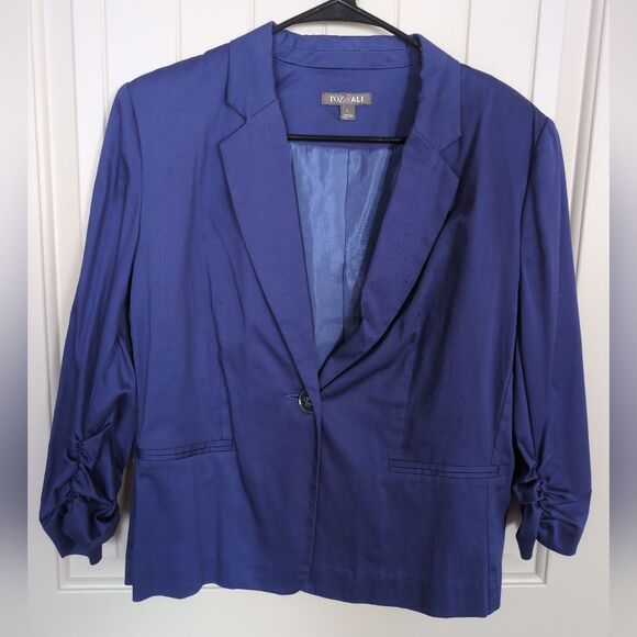 Roz & Ali Jackets & Blazers - Roz & Ali Women's Blue Blazer